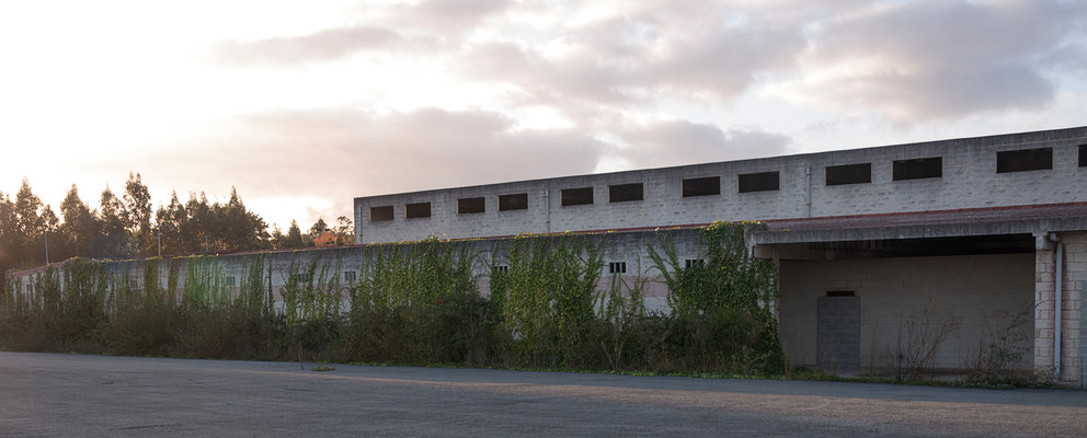 Edificio principal das instalacións deportivas da Garrocha