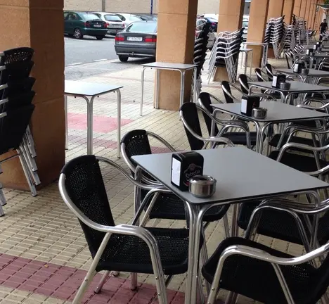Terraza no Burgo na zona da Cros