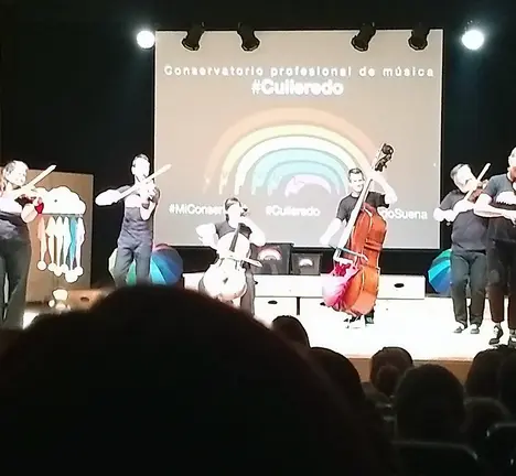 Acto no Conservatorio municipal de Culleredo