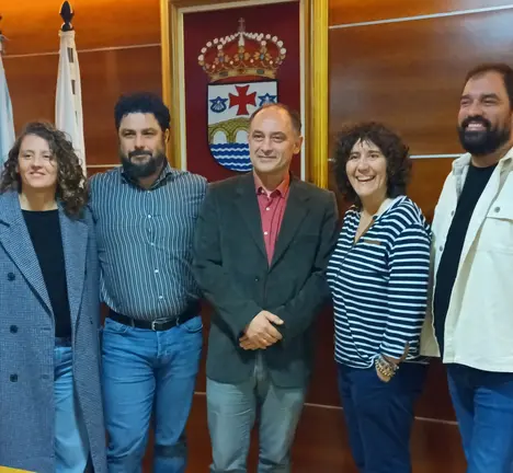 Laura Raposo, Xabier Villarrenaga, Tono Chouci&ntilde;o, Bea P&eacute;rez e Gonzalo M&eacute;ndez